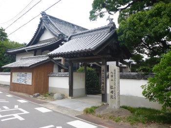 仏母院（外観）