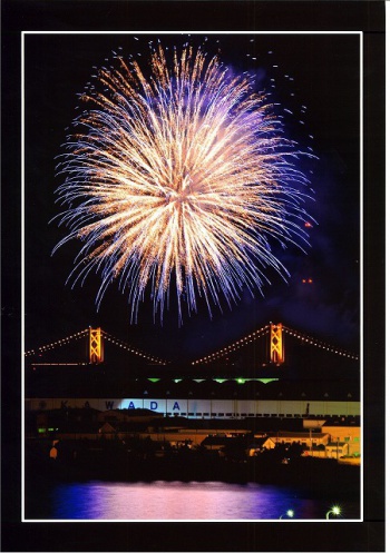 夏祭り（花火と瀬戸大橋）